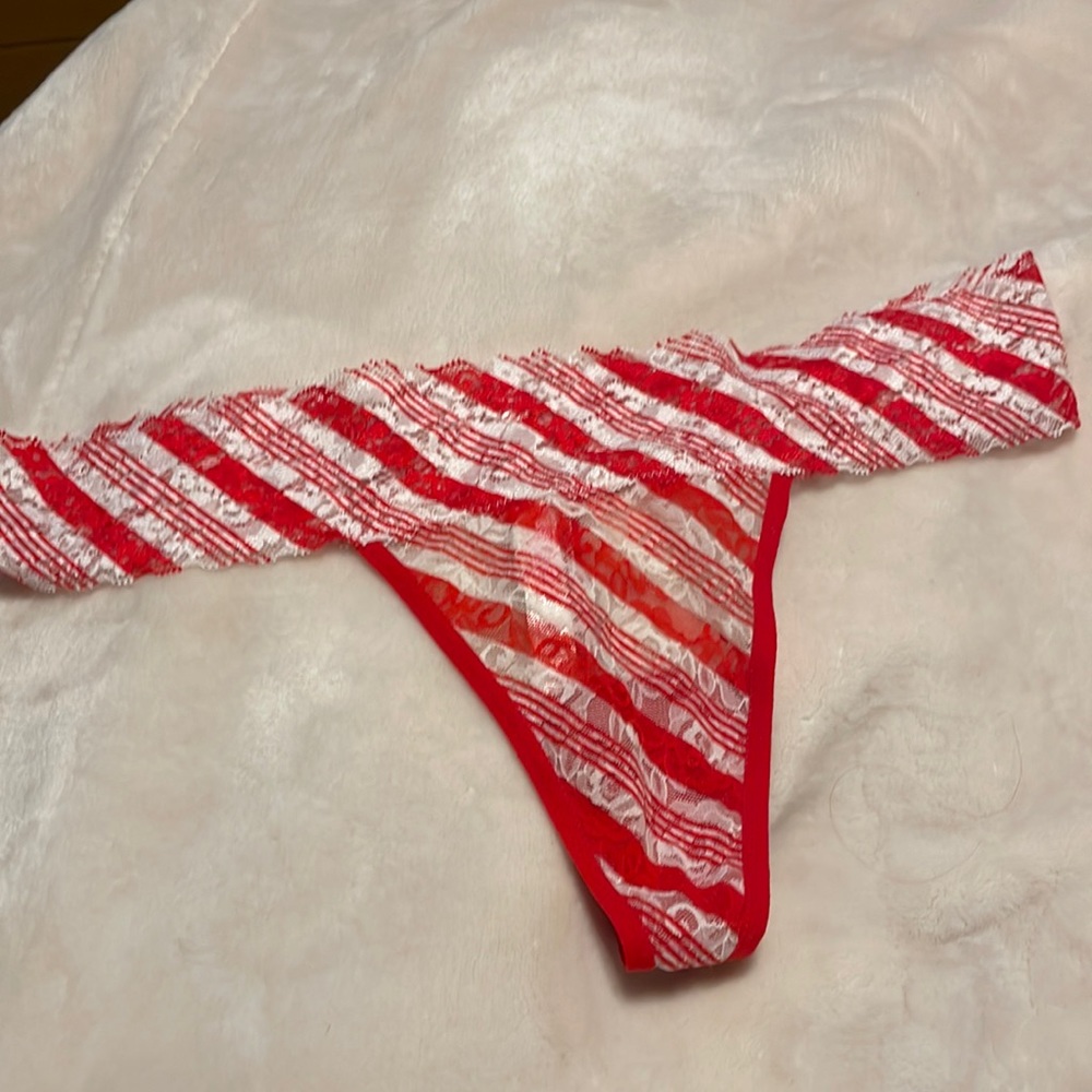 VSPINK size large vintage Christmas candy cane thong